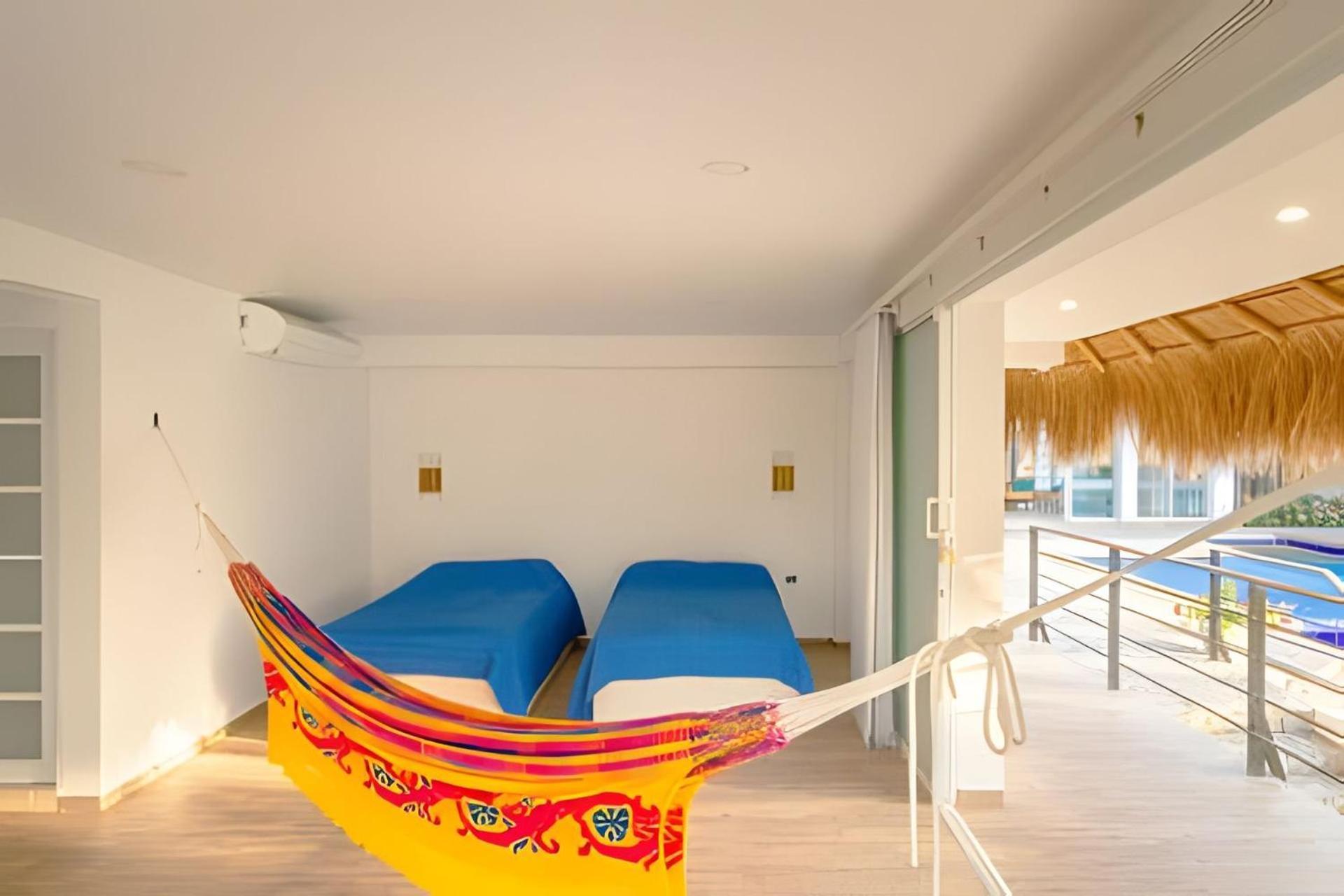 Modern & Fresh | Arroyito W/pool & Barbecue